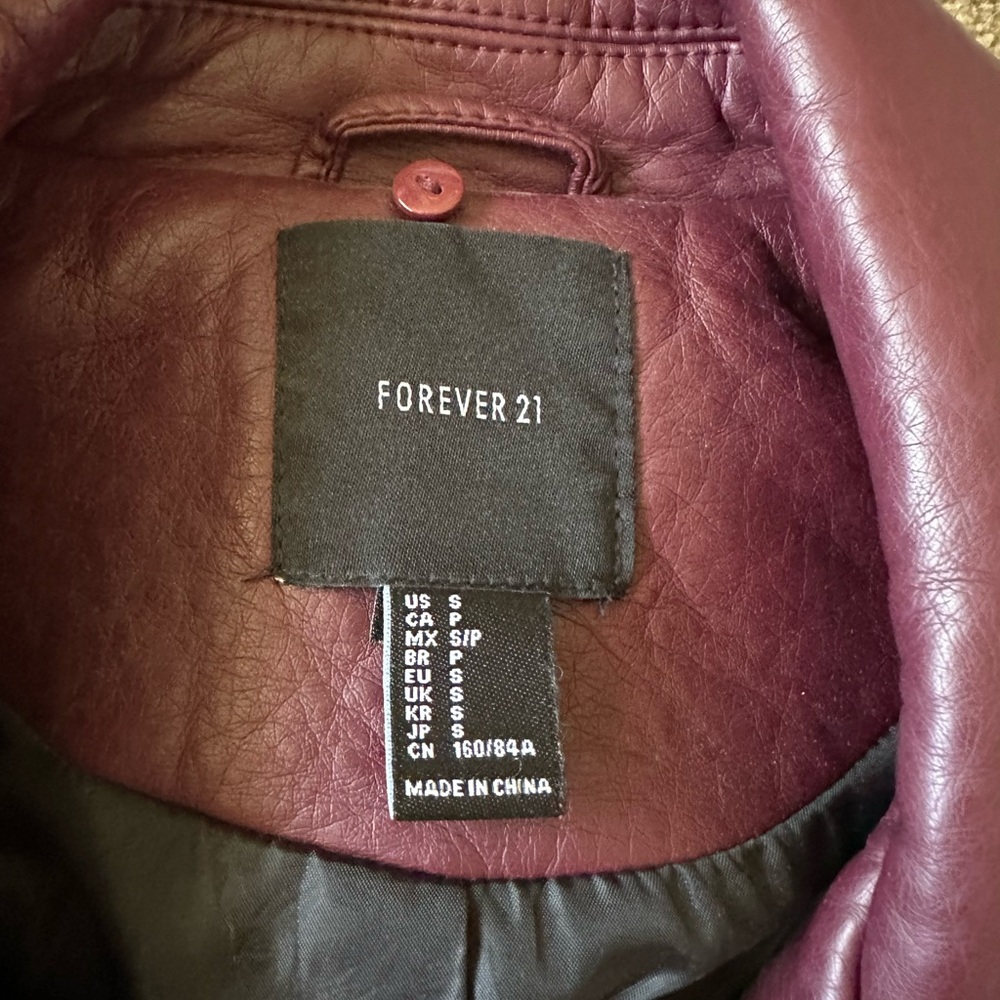 Women's Burgundy Leather Jacket - Picture 4 of 4